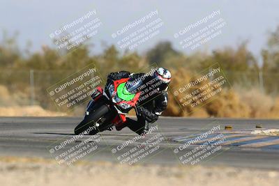 media/Jan-14-2024-SoCal Trackdays (Sun) [[2e55ec21a6]]/Turn 2 (1025am)/